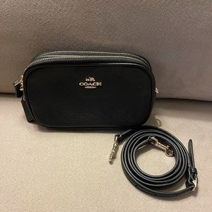 ❗️Coach Crossbody Pouch❗️